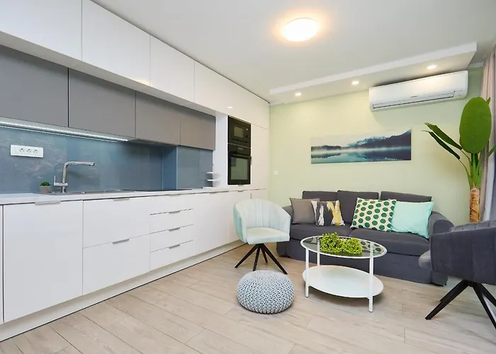 Hedera Estate, Hedera A12 * Dubrovnik